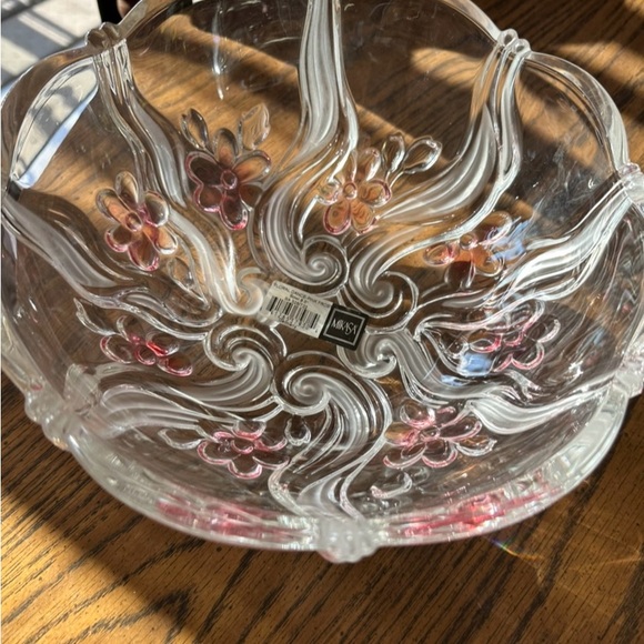 Mikasa  bowl with pink colored flowers - Picture 4 of 6